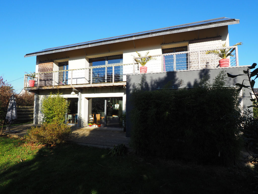 Maison Concarneau 7 pi�ce(s) 167 m2 - Labellis�e BBC