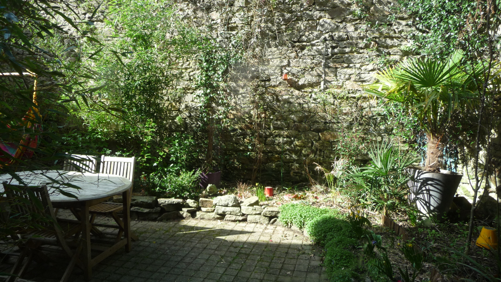 � Vendre - Centre ville de Concarneau - Maison T6  de 155 m� env.