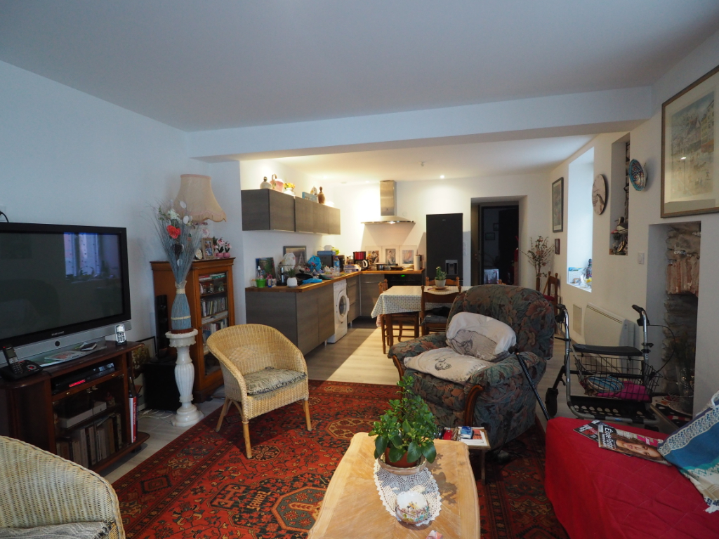 EXCLUSIVIT� - A vendre appartement T2 lou� en hyper centre avec place de parking