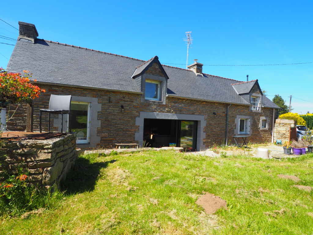 � Vendre � Melgven - Belle long�re r�nov�e T5 de 115 m�