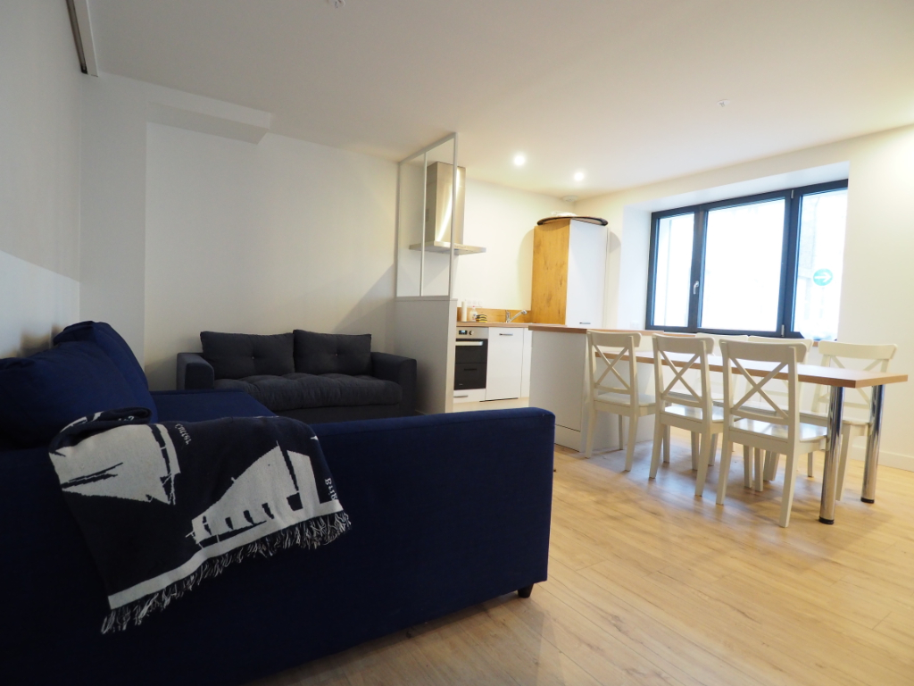 Appartement Concarneau 3 pi�ces 53.29 m� en hyper centre belle r�novation � 100 m du port de plaisance !