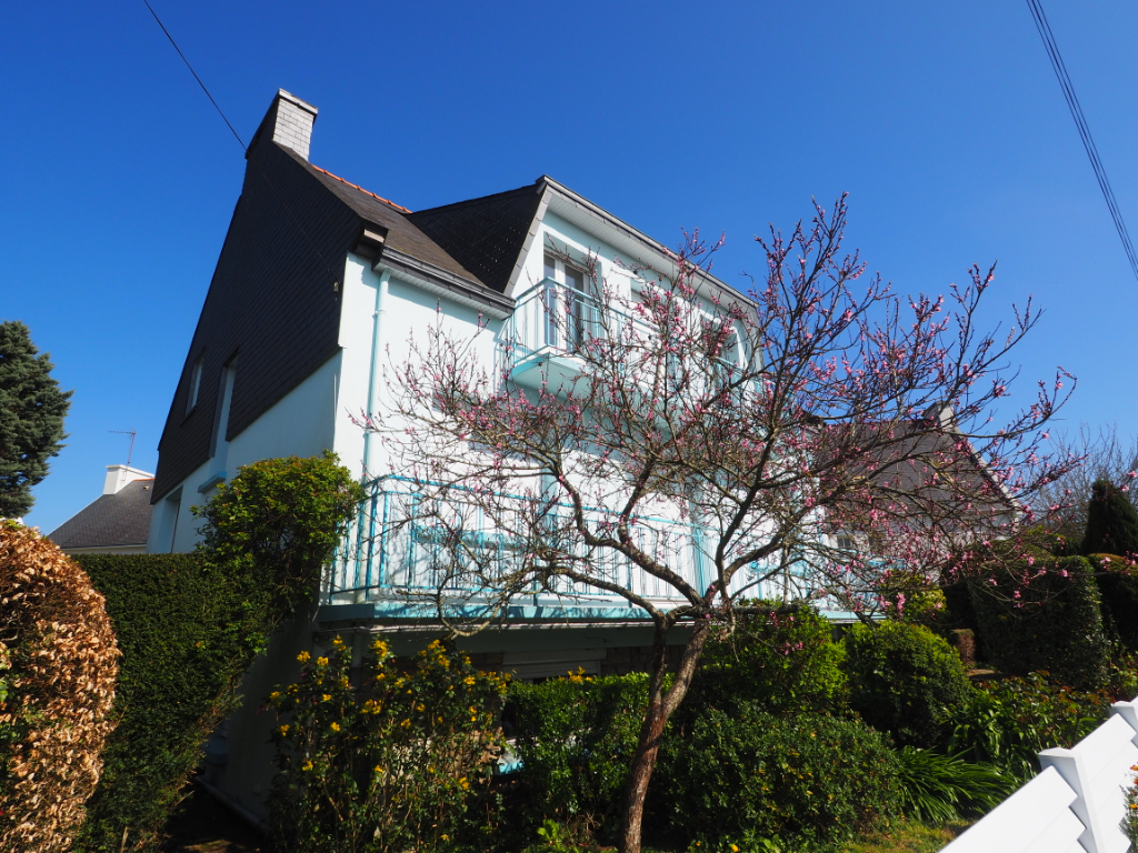 Exclusivit� Agence -Maison T5 � l'entr�e de la ville de Concarneau
