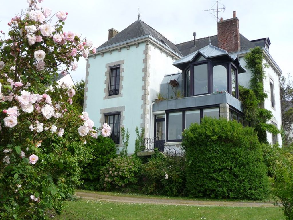 Maison Concarneau 10 pi�ce(s) 203 m� env.