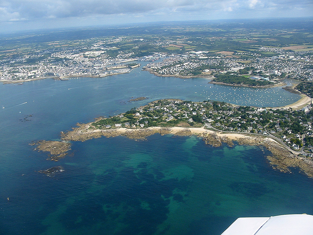 EXCLUSIVIT� AGENCE - � Vendre Terrain constructible � Concarneau - Presqu'�le du Cabellou