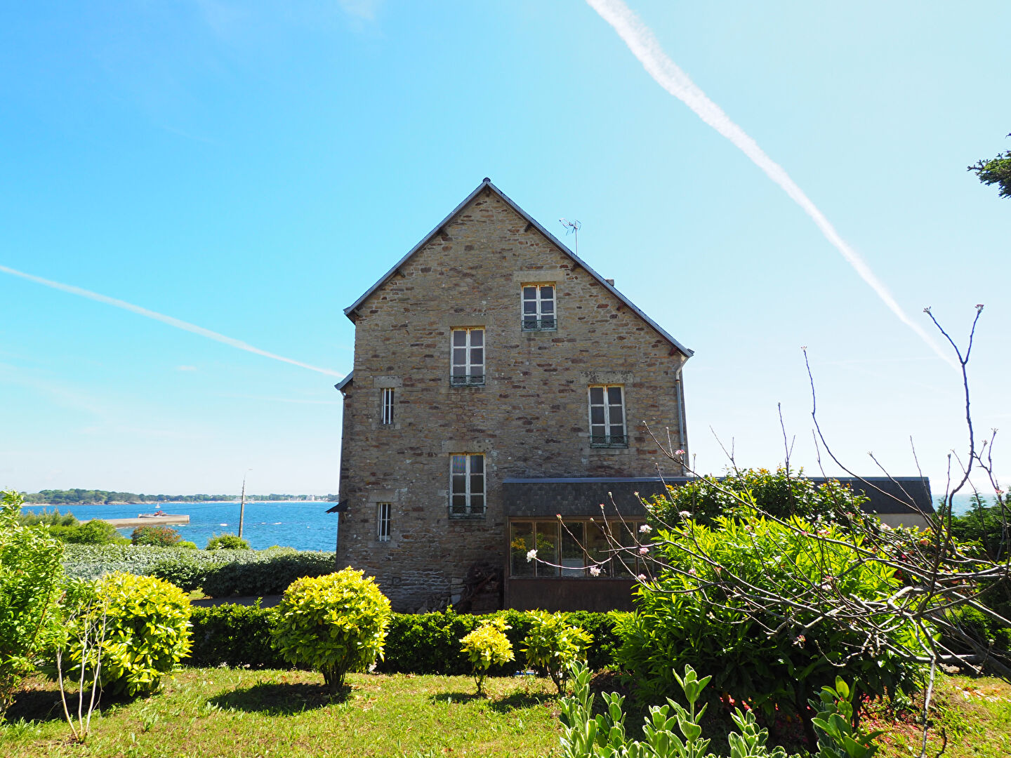 CONCARNEAU - La Corniche - Maison T6 de 190 m� sur 1500 m� de terrain
