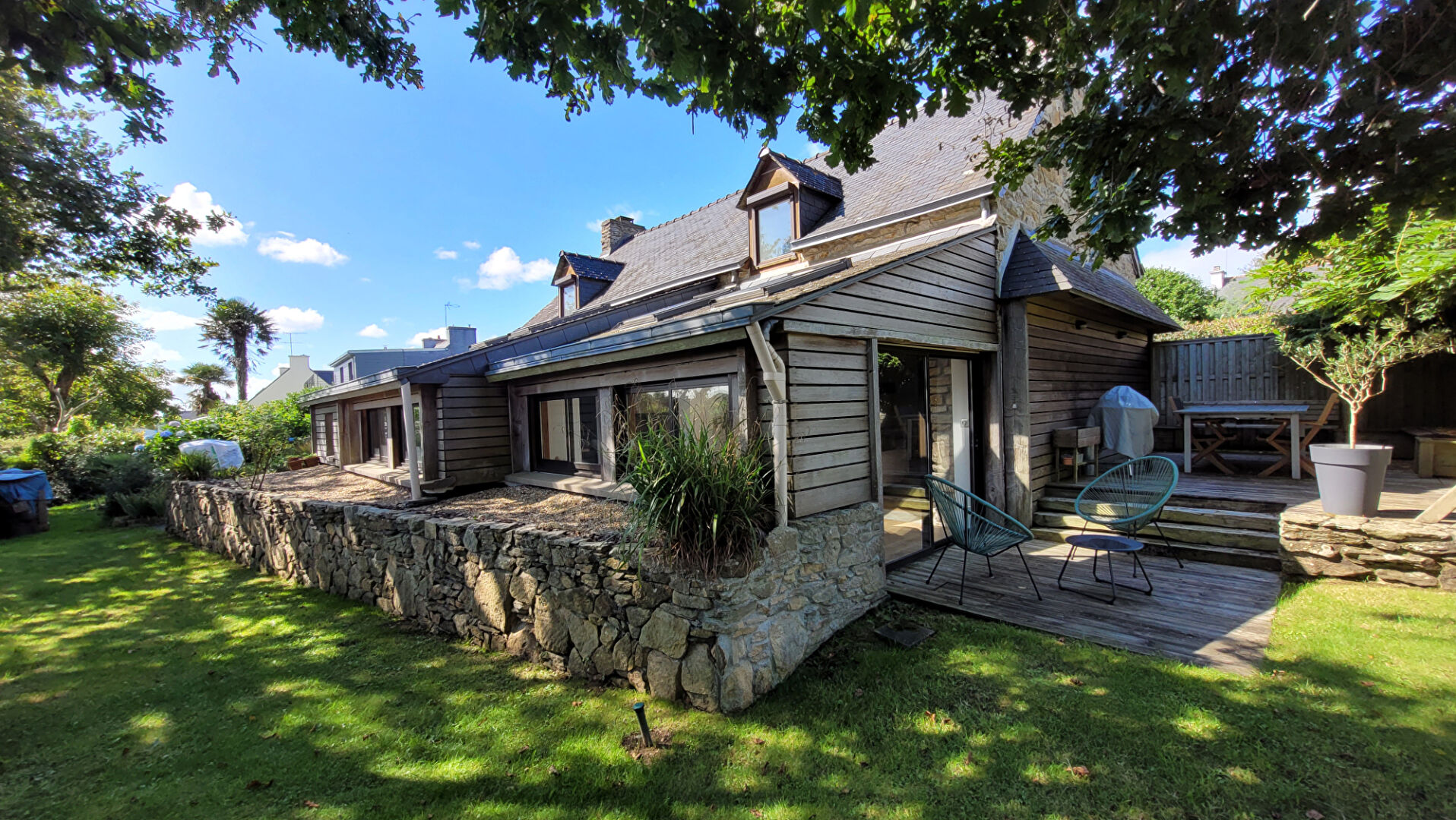 Maison � vendre � Concarneau , 3 chambres, un joli jardin et beaucoup de charme.