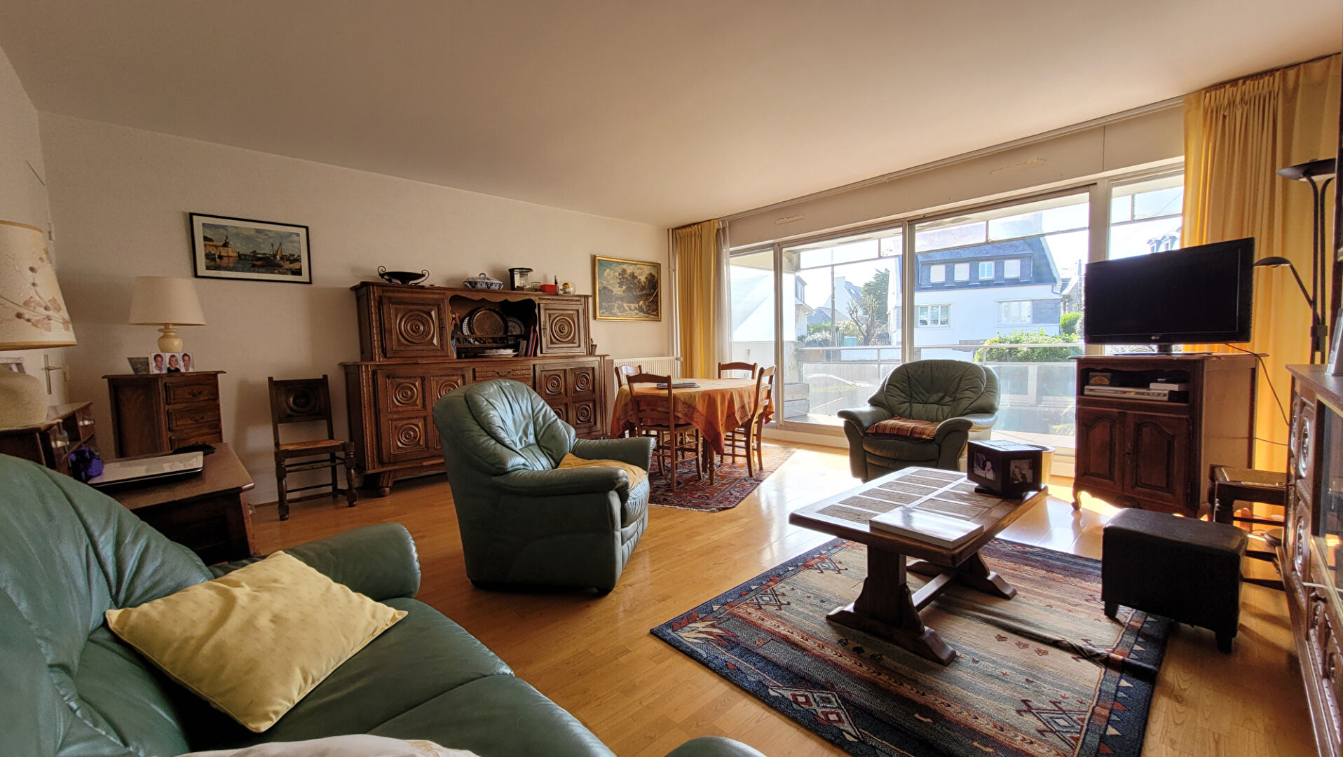 Concarneau � vendre au Centre-ville - Appartement 2 pi�ces 65 m� dans r�sidence s�curis�e avec Ascenseur