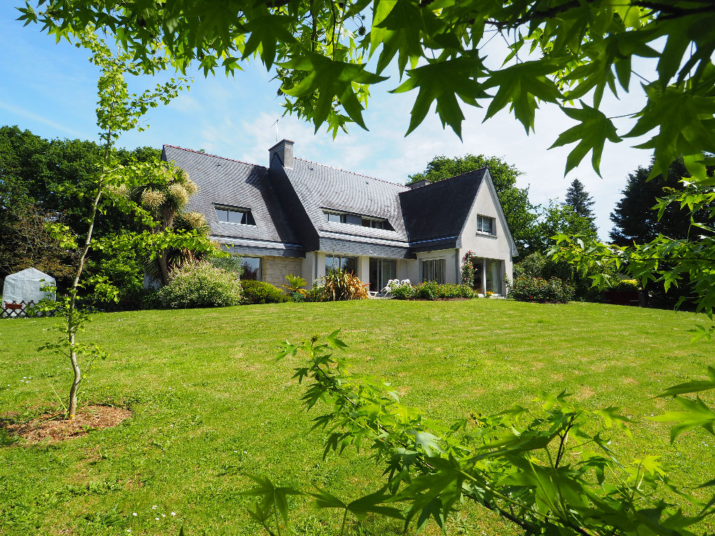 Maison Concarneau 8 pi�ce(s) 250 m2